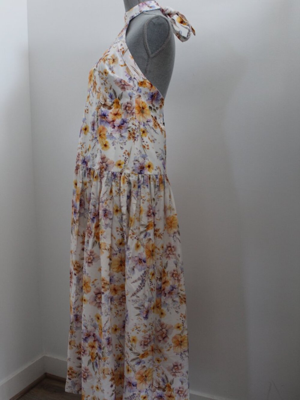NWT Aqua Blu Australia Long Maxi Dress Floral Lilas Halter Dress Drop Waisted - Picture 4 of 6